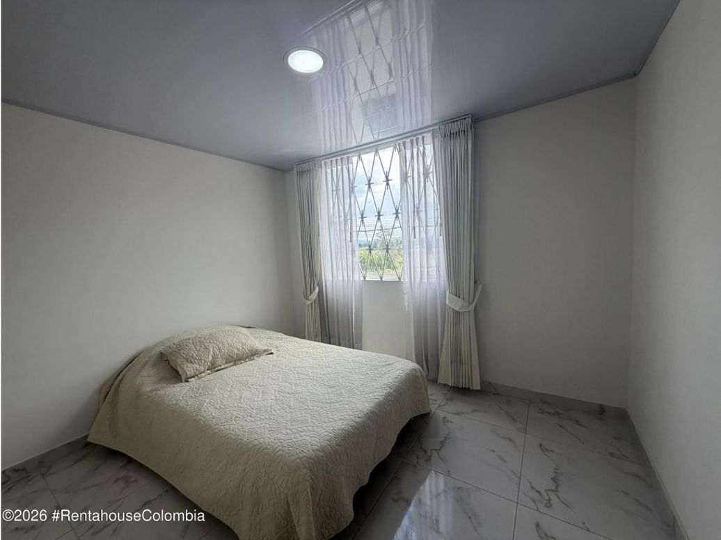 Casa de 4 alcobas en venta en Tibabita, Bogotá, 82 m² · foto 7 de 16