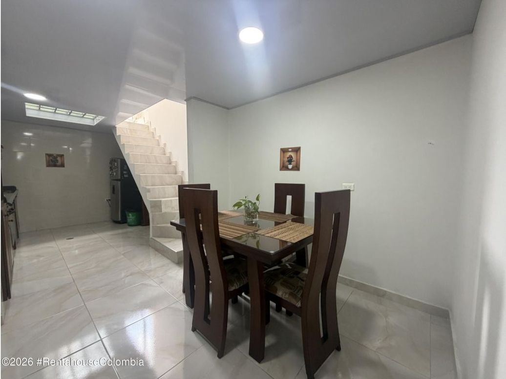Casa de 4 alcobas en venta en Tibabita, Bogotá, 82 m² · foto 4 de 16