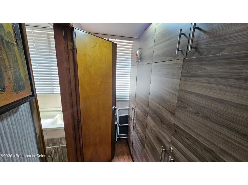 Apartamento de 2 alcobas en venta en Los Cedros, Bogotá, 70 m² · foto 8 de 18