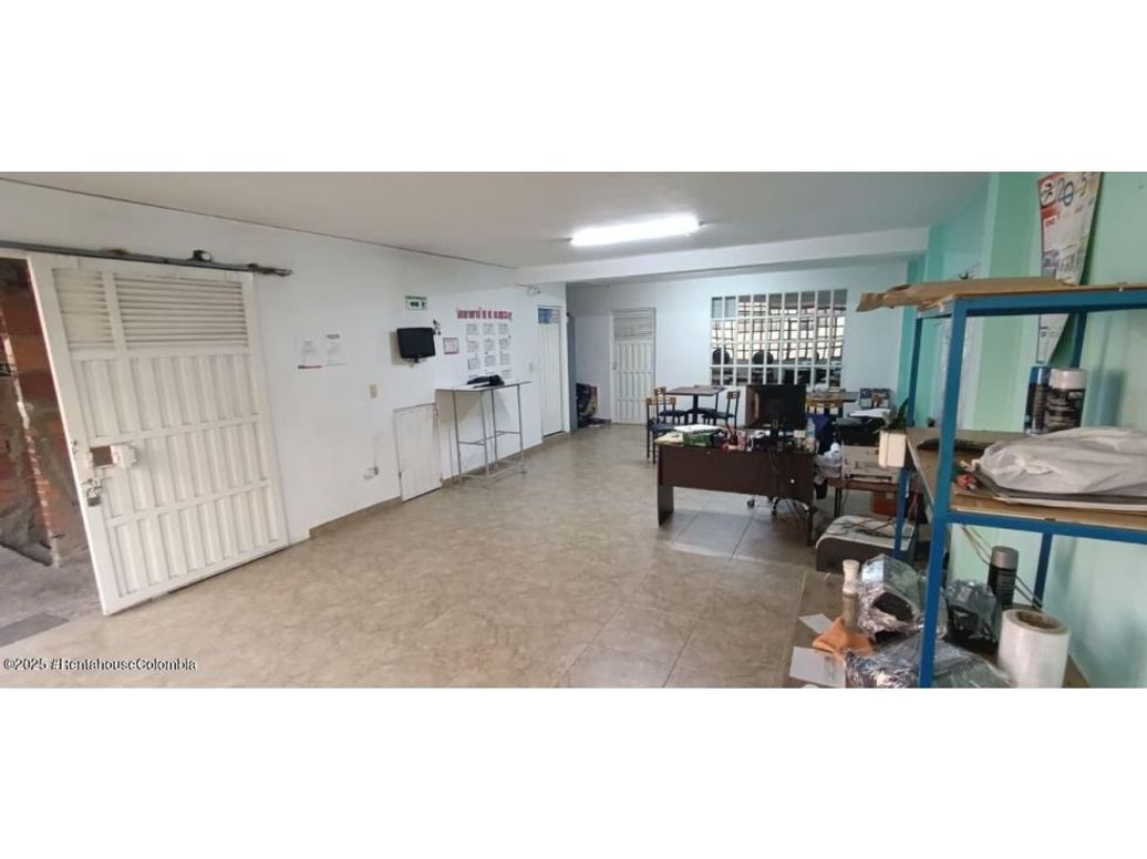 Casa de 15 alcobas en venta en María Paz, Bogotá, 288 m² · foto 6 de 19