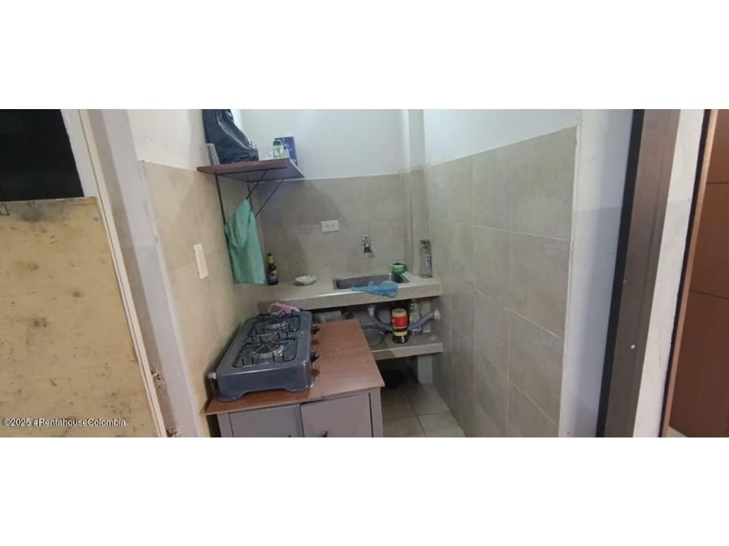 Casa de 15 alcobas en venta en María Paz, Bogotá, 288 m² · foto 10 de 19