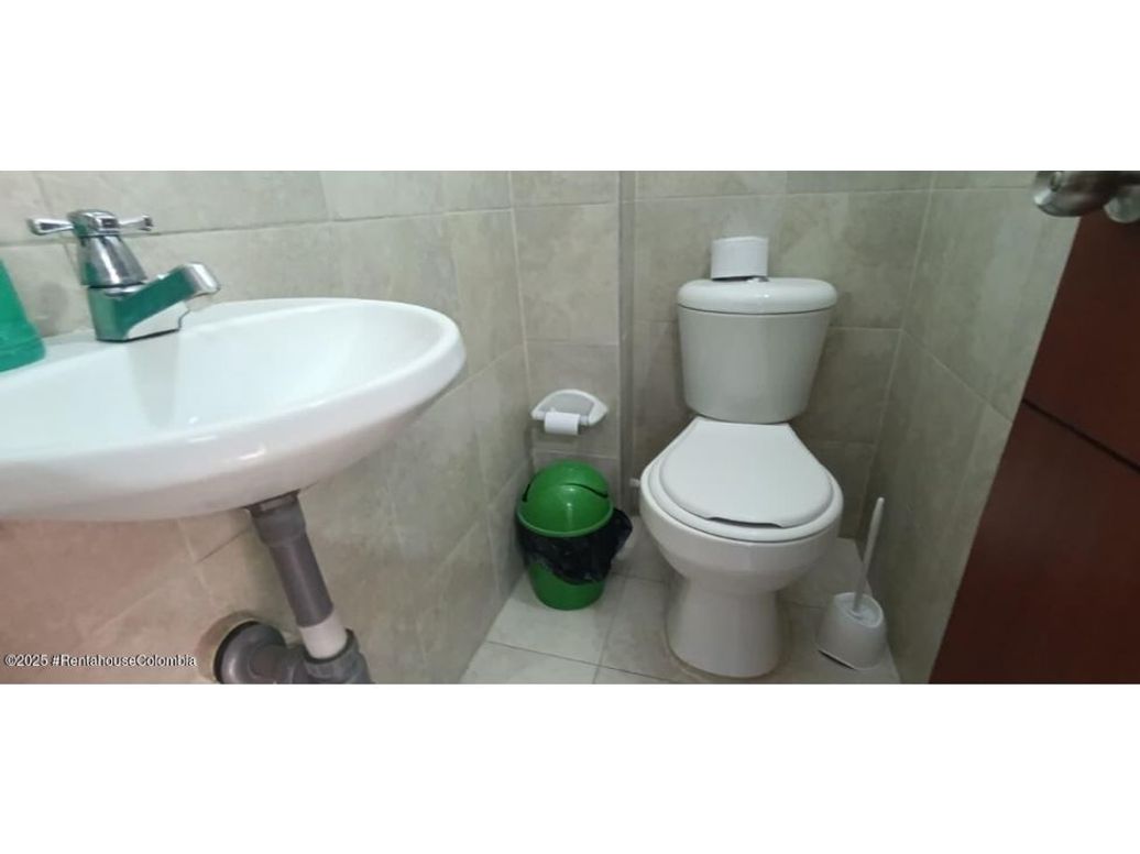 Casa de 15 alcobas en venta en María Paz, Bogotá, 288 m² · foto 12 de 19