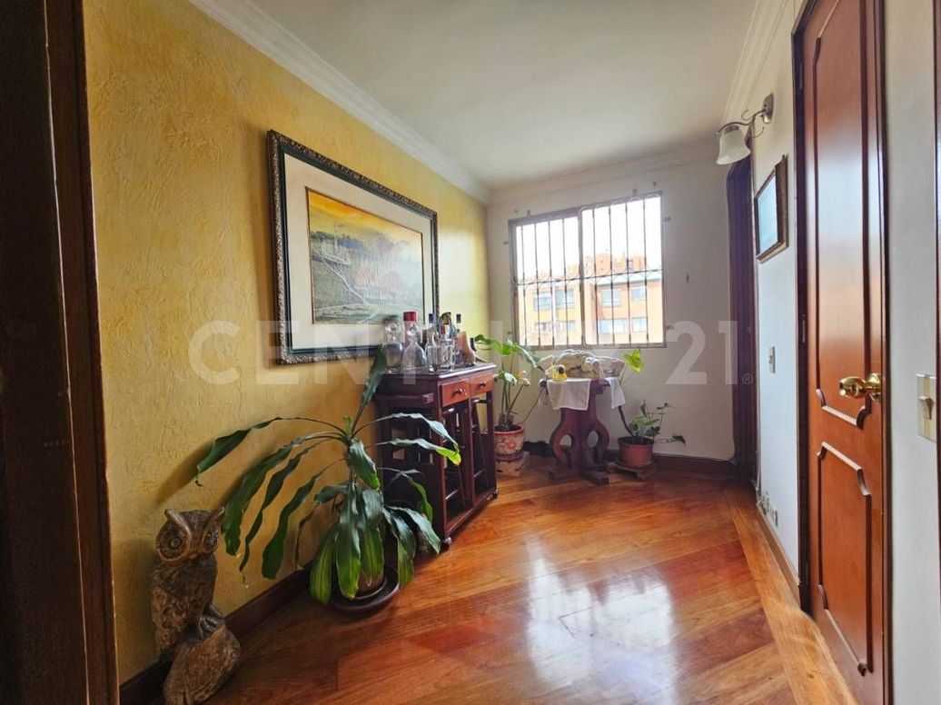 Apartamento de 3 alcobas en venta en Colina Campestre, Bogotá, 120 m² · foto 4 de 14
