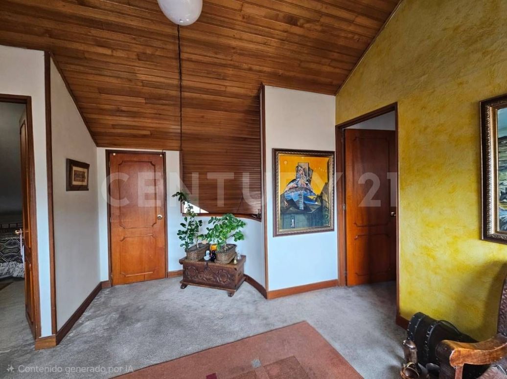 Apartamento de 3 alcobas en venta en Colina Campestre, Bogotá, 120 m² · foto 2 de 14