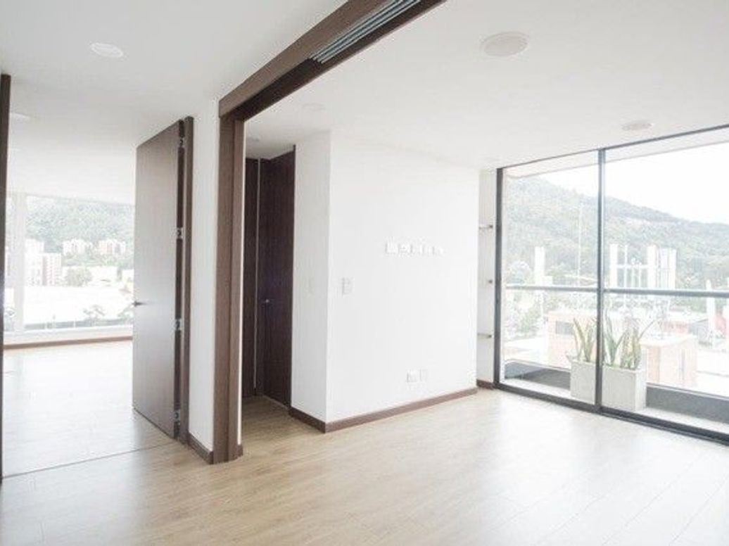 Apartamento de 2 alcobas en venta en Santa Ana Occidental, Bogotá, 144 m² · foto 5 de 18