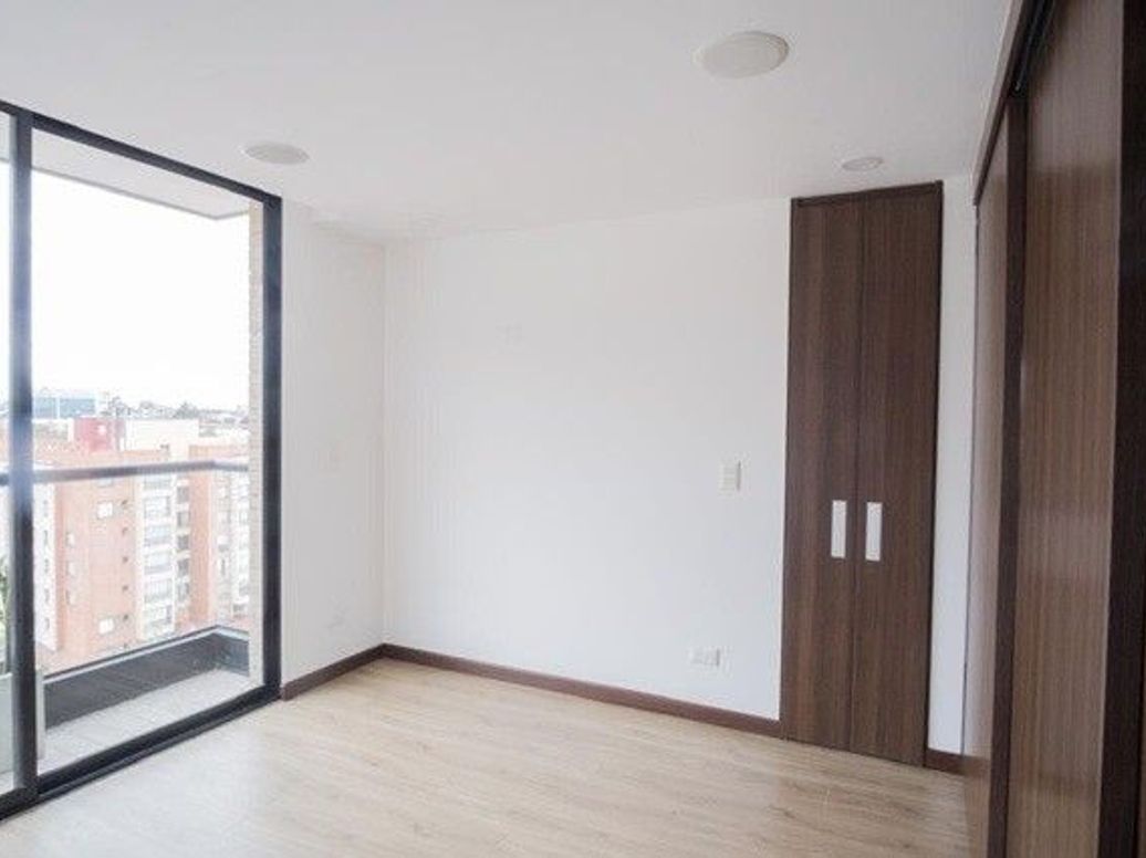 Apartamento de 2 alcobas en venta en Santa Ana Occidental, Bogotá, 144 m² · foto 15 de 18
