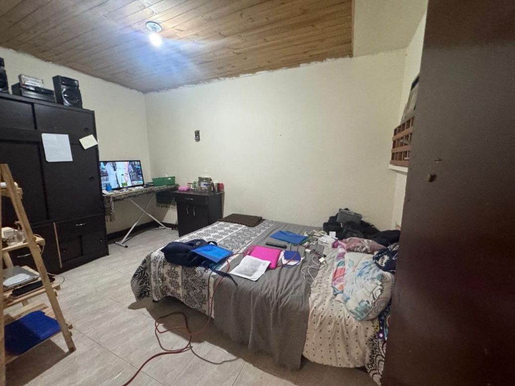 Casa de 9 alcobas en venta en Ingles, Bogotá, 342 m² · foto 3 de 9