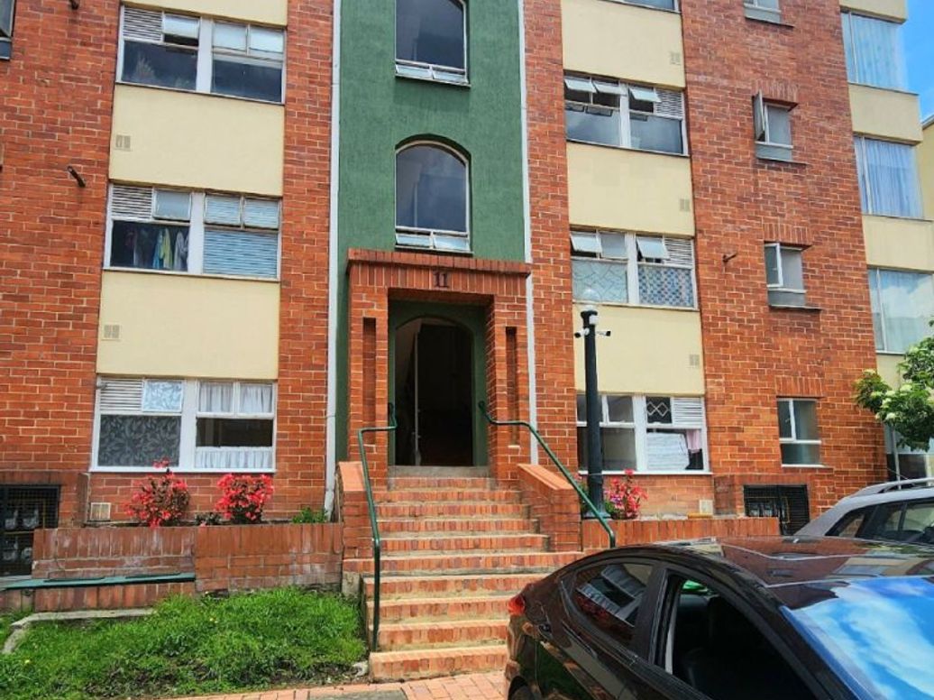 Apartamento de 3 alcobas en venta en El Redil, Bogotá, 73 m² · foto 7 de 20