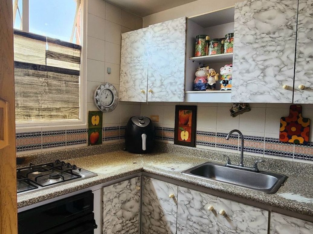 Apartamento de 3 alcobas en venta en El Redil, Bogotá, 73 m² · foto 16 de 20