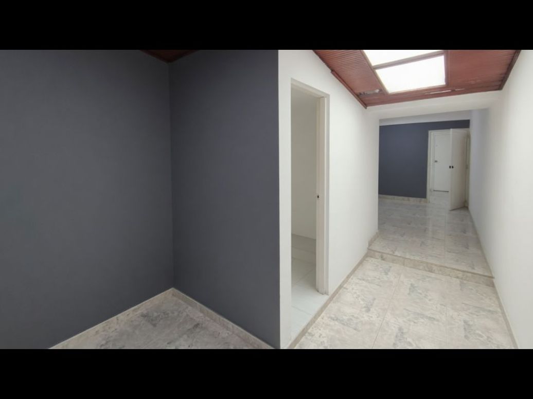 Casa de 4 alcobas en venta en Villa Luz, Bogotá, 300 m² · foto 12 de 20