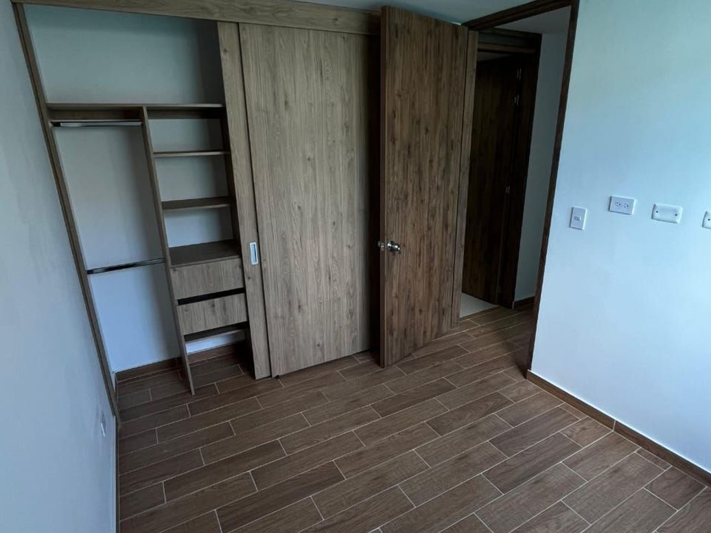 Apartamento de 2 alcobas en venta en Suba Urbano, Bogotá, 48 m² · foto 3 de 11