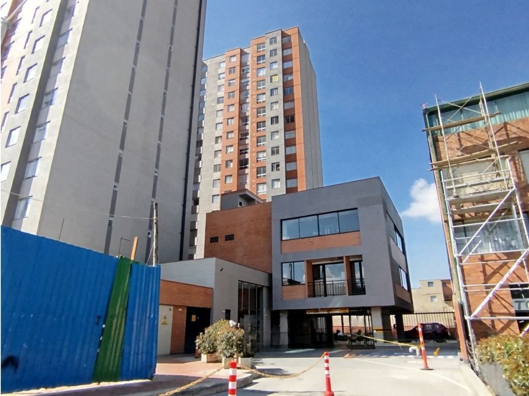 Apartamento de 2 alcobas en venta en Usaquén, Bogotá, 40 m² · foto 2 de 20