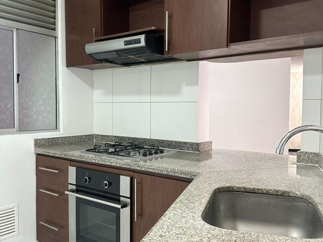 Apartamento de 3 alcobas en venta en Casa Blanca Suba, Bogotá, 72 m² · foto 5 de 17