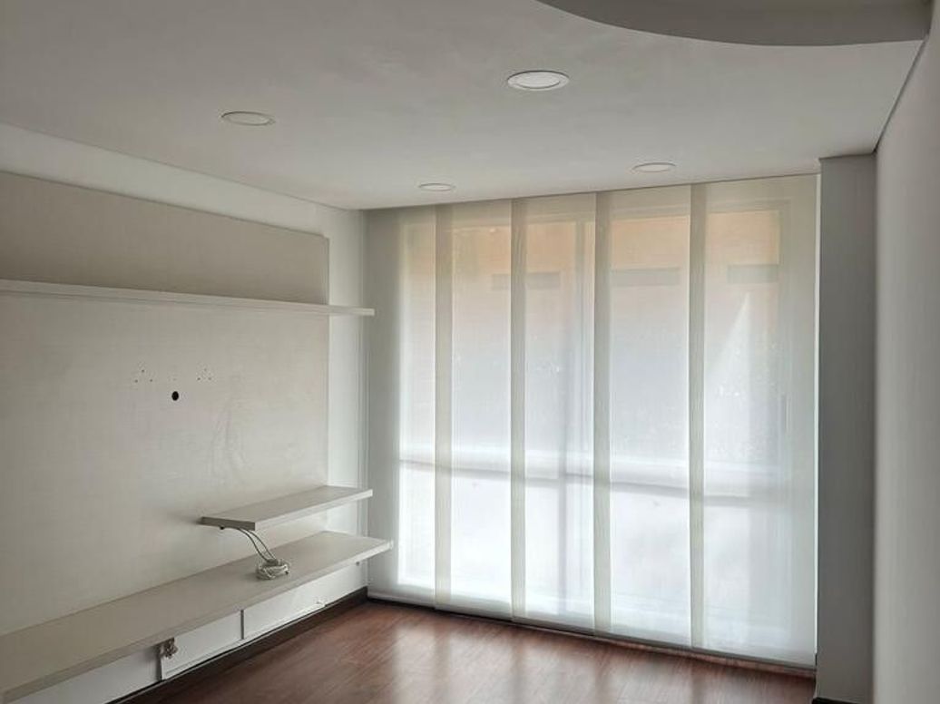 Apartamento de 3 alcobas en venta en Casa Blanca Suba, Bogotá, 72 m² · foto 2 de 17