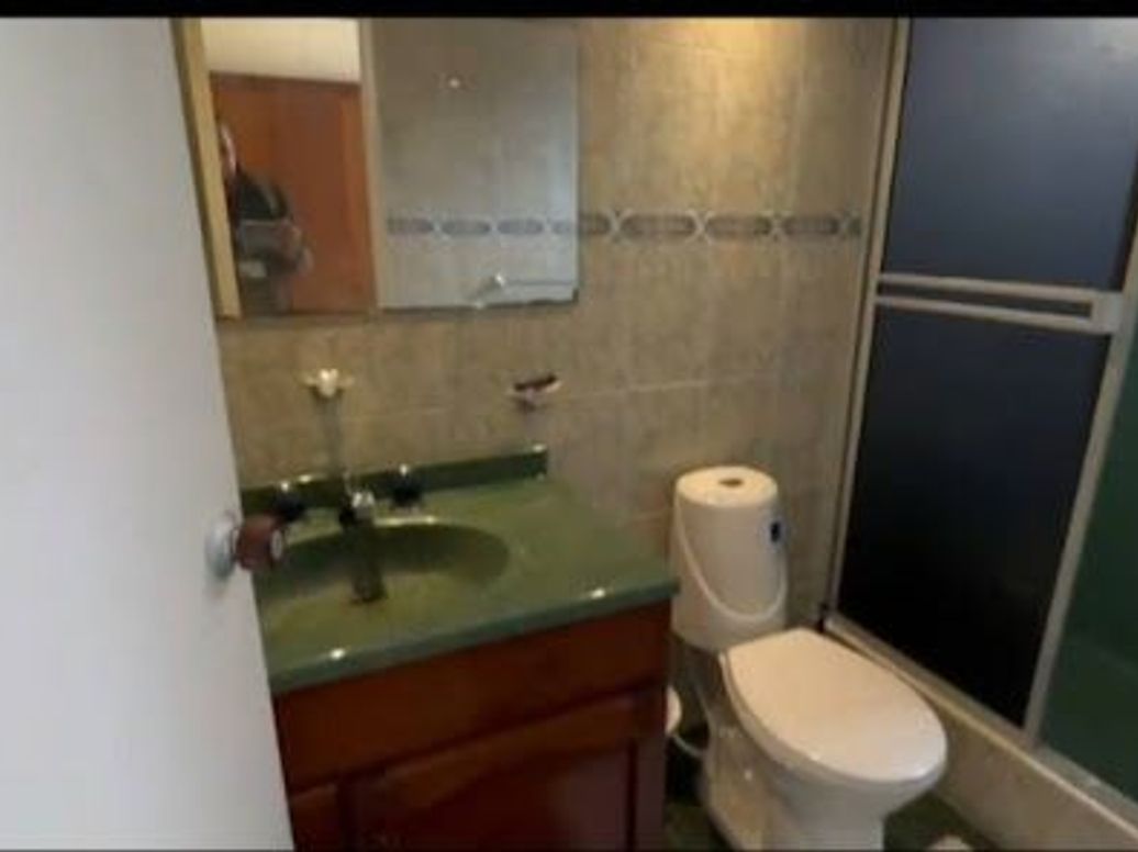 Apartamento de 3 alcobas en venta en Cedritos, Bogotá, 79 m² · foto 6 de 20