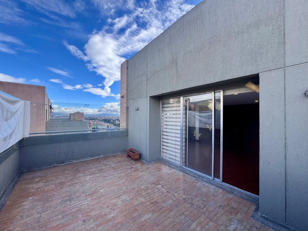 Apartamento de 4 alcobas en venta en Pradera Norte, Bogotá, 168 m² · foto 17 de 20