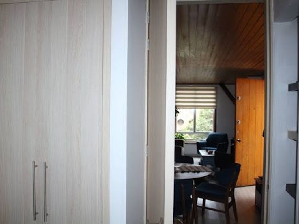 Apartamento de 3 alcobas en venta en Lourdes, Bogotá, 71 m² · foto 9 de 14