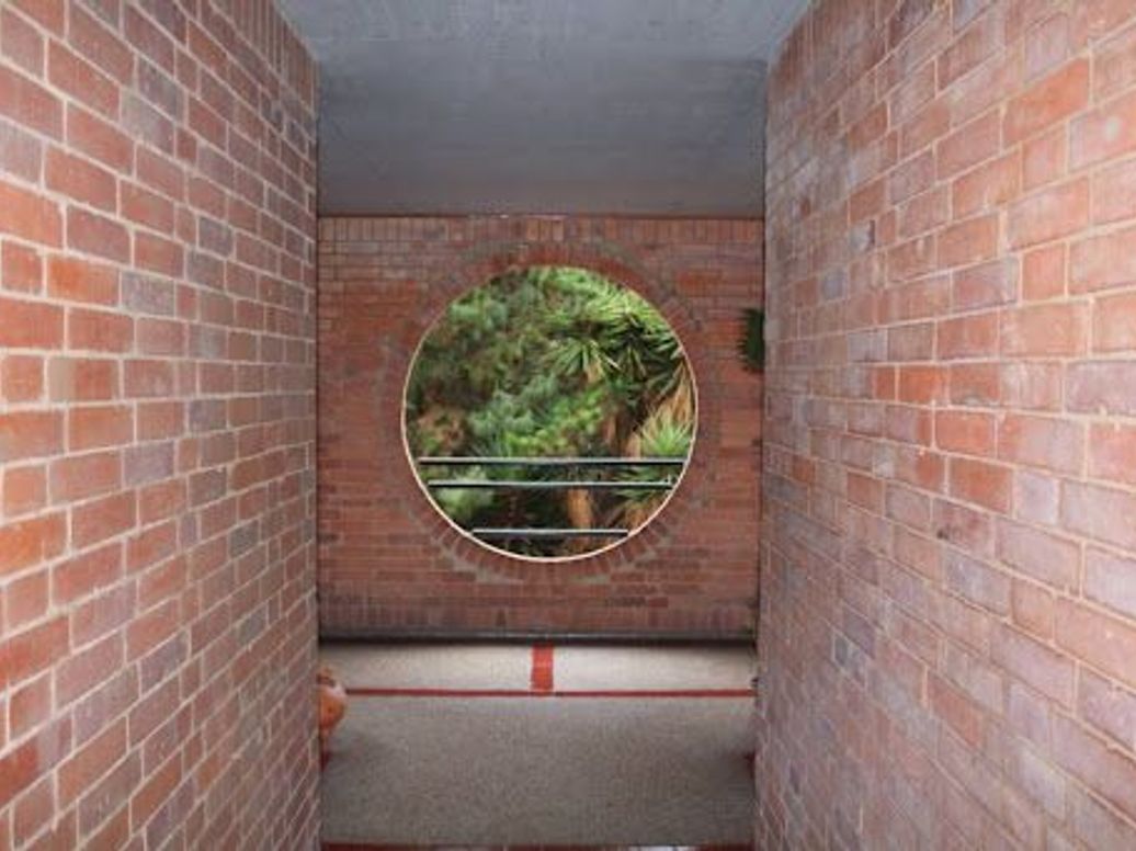 Apartamento de 3 alcobas en venta en Lourdes, Bogotá, 71 m² · foto 3 de 14