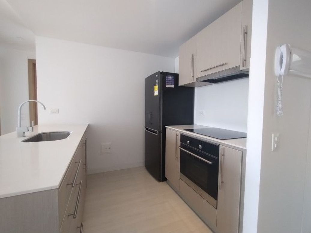Apartamento de 2 alcobas en venta en Las Nieves, Bogotá, 66 m² · foto 5 de 20