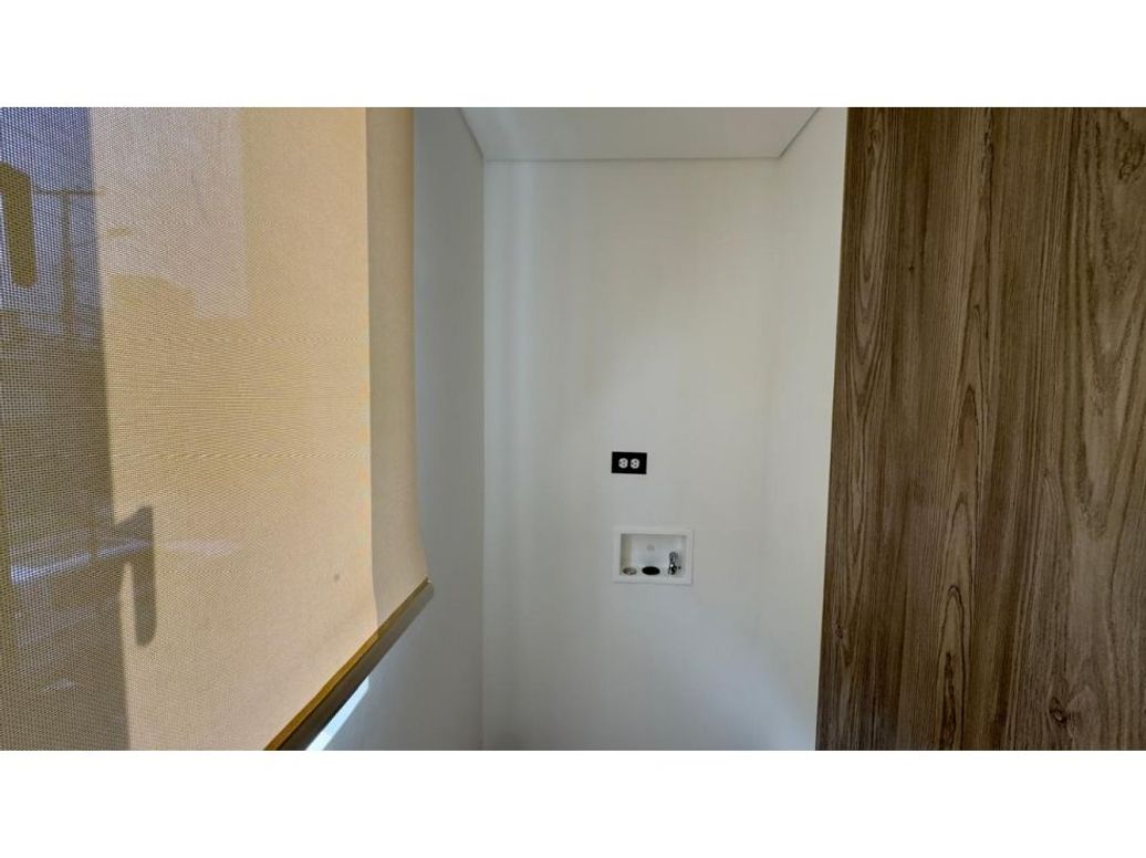 Casa de 7 alcobas en venta en Quinta Paredes, Bogotá, 280 m² · foto 5 de 20