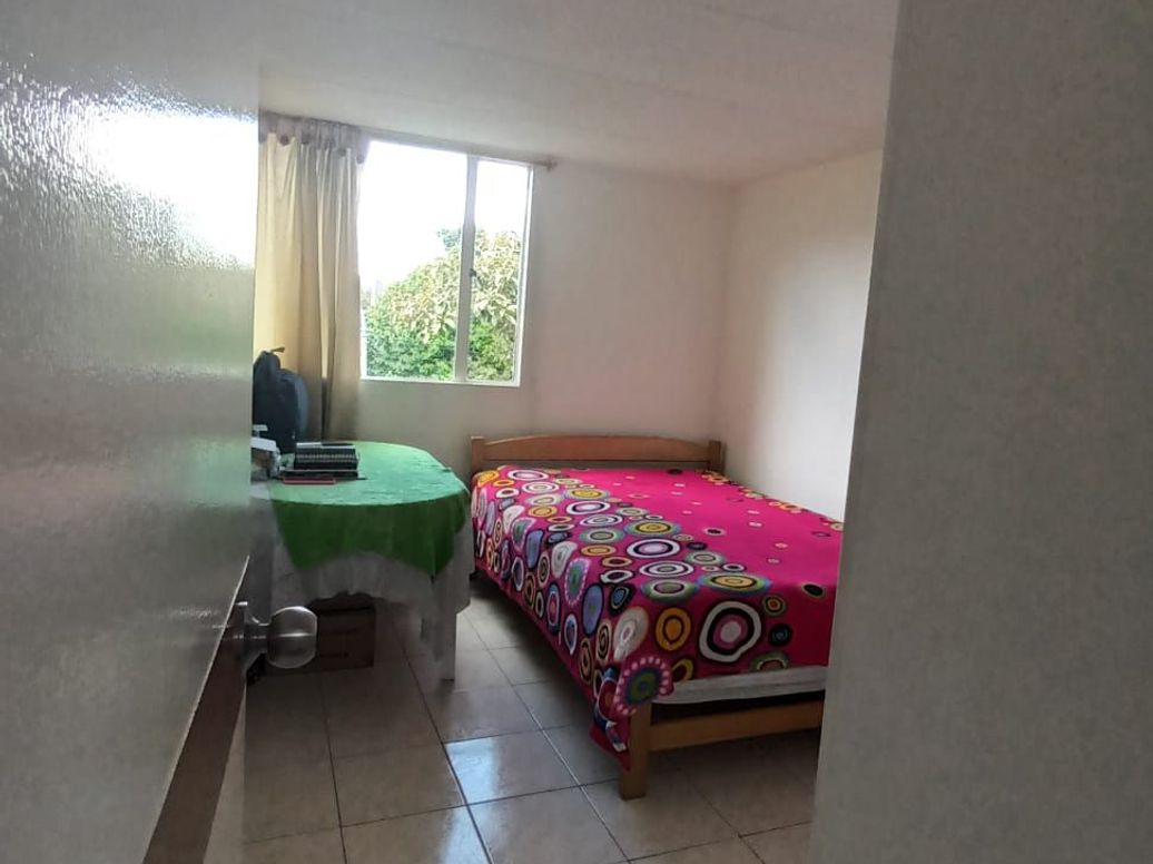 Apartamento de 3 alcobas en venta en El Moral, Bogotá, 66 m² · foto 7 de 13