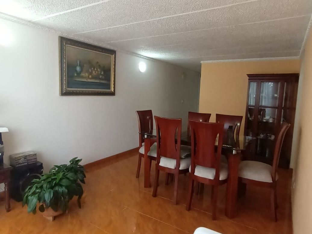 Apartamento de 3 alcobas en venta en El Moral, Bogotá, 66 m² · foto 3 de 13
