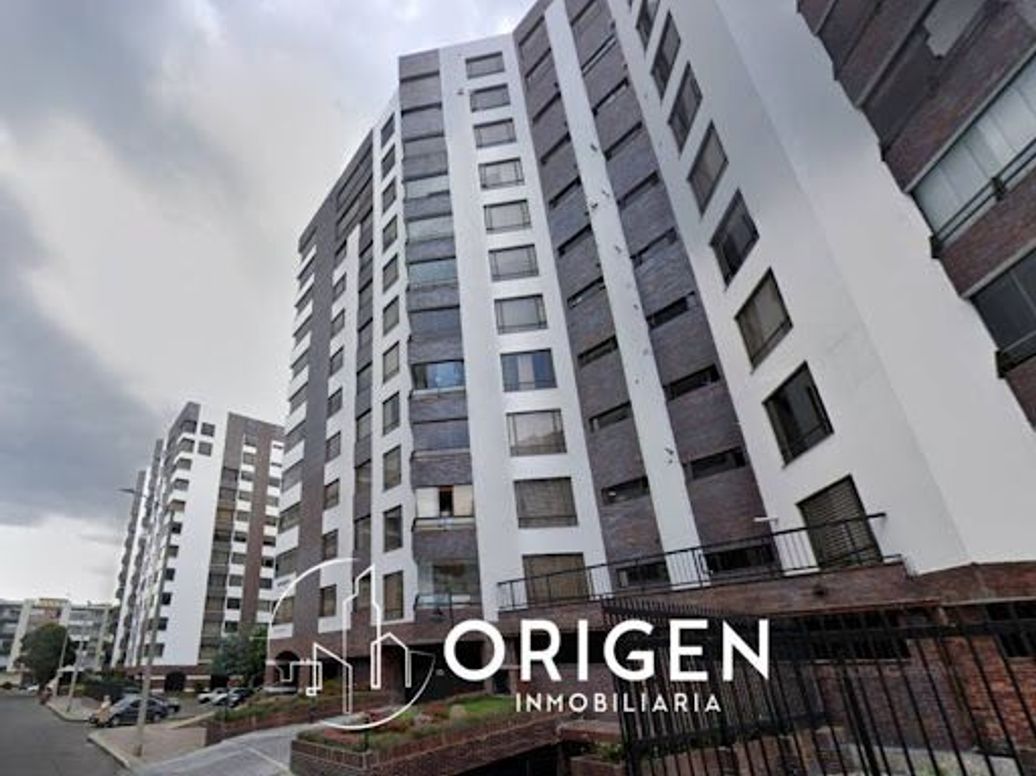 Apartamento de 3 alcobas en venta en Santa Barbara Central, Bogotá, 180 m² · foto 2 de 11