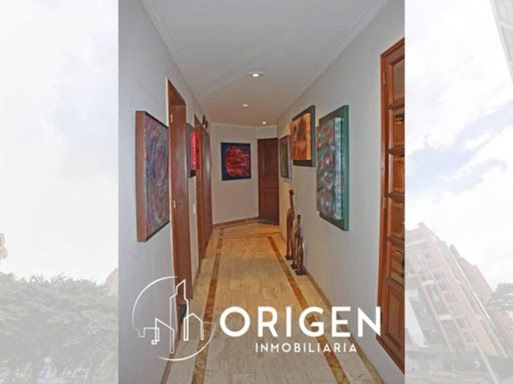 Apartamento de 3 alcobas en venta en Santa Barbara Central, Bogotá, 180 m² · foto 5 de 11