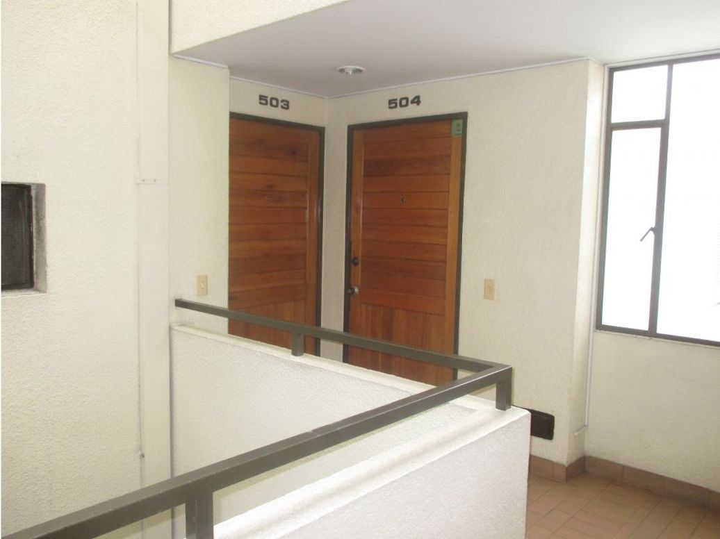 Apartamento de 3 alcobas en venta en Cedro Golf, Bogotá, 80 m² · foto 6 de 20