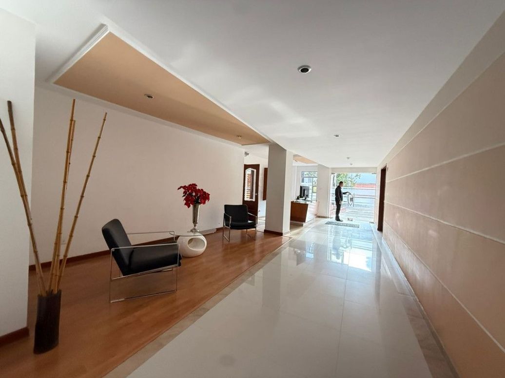Apartamento de 1 alcoba en arriendo en Santa Barbara Occidental, Bogotá, 46 m² · foto 19 de 20