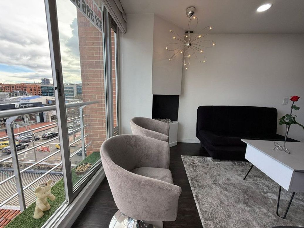 Apartamento de 1 alcoba en arriendo en Santa Barbara Occidental, Bogotá, 46 m² · foto 2 de 20