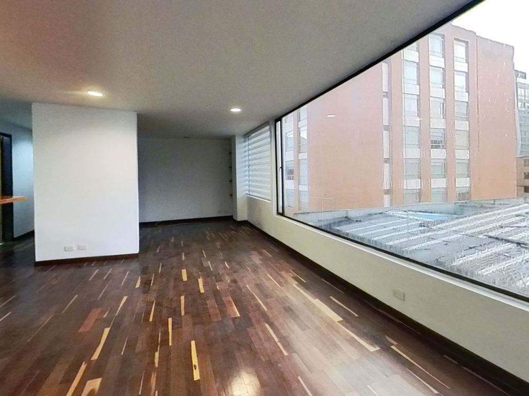 Apartamento de 2 alcobas en venta en Chicó Norte, Bogotá, 96 m² · foto 2 de 17