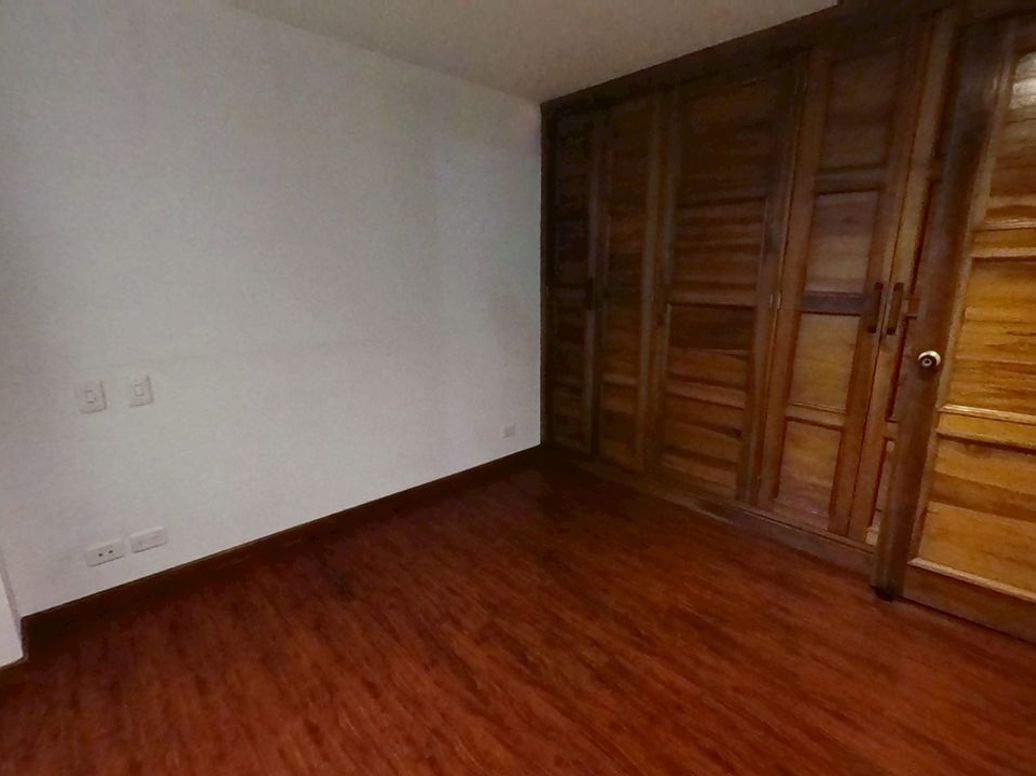 Apartamento de 2 alcobas en venta en Chicó Norte, Bogotá, 96 m² · foto 8 de 17