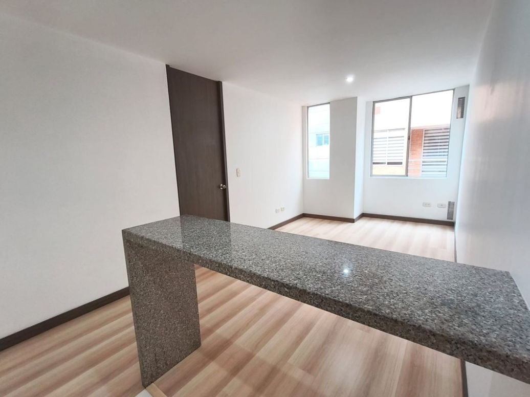 Apartamento en venta en Suba Urbano, Bogotá · foto 8 de 12