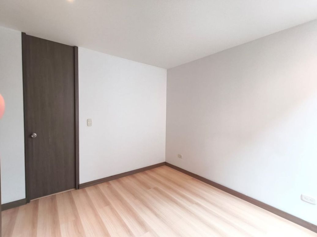 Apartamento en venta en Suba Urbano, Bogotá · foto 4 de 12
