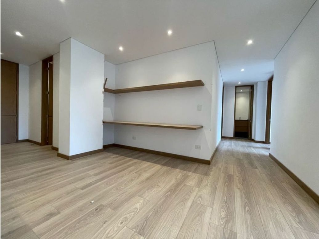 Apartamento de 3 alcobas en venta en San Patricio, Bogotá, 127 m² · foto 19 de 20