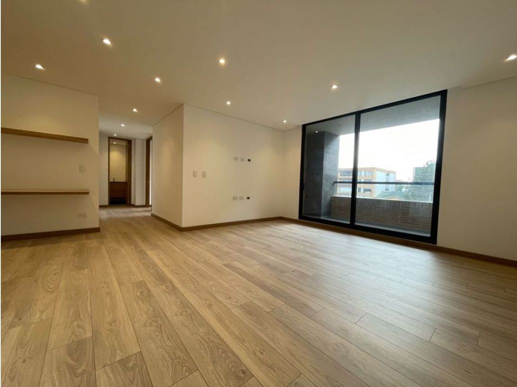 Apartamento de 3 alcobas en venta en San Patricio, Bogotá, 127 m² · foto 2 de 20