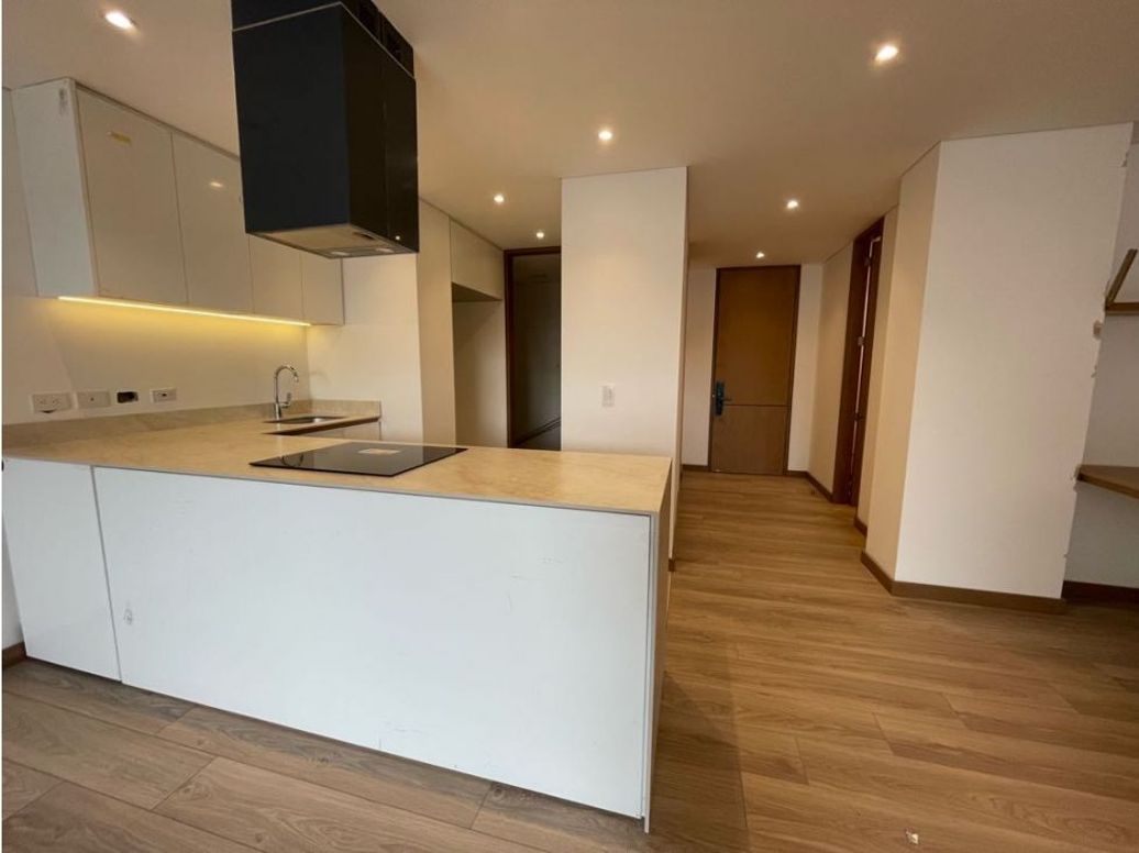 Apartamento de 3 alcobas en venta en San Patricio, Bogotá, 127 m² · foto 8 de 20