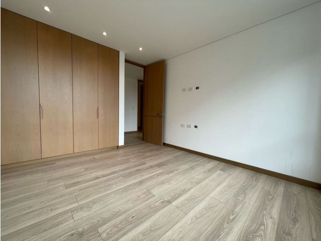 Apartamento de 3 alcobas en venta en San Patricio, Bogotá, 127 m² · foto 18 de 20