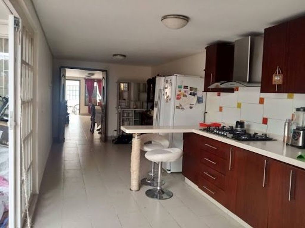 Casa de 5 alcobas en venta en La Floresta Norte, Bogotá, 132 m² · foto 12 de 20