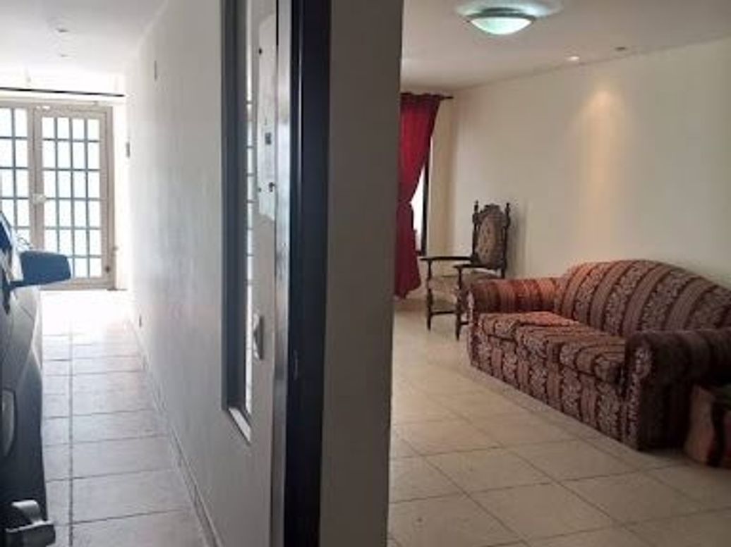 Casa de 5 alcobas en venta en La Floresta Norte, Bogotá, 132 m² · foto 8 de 20