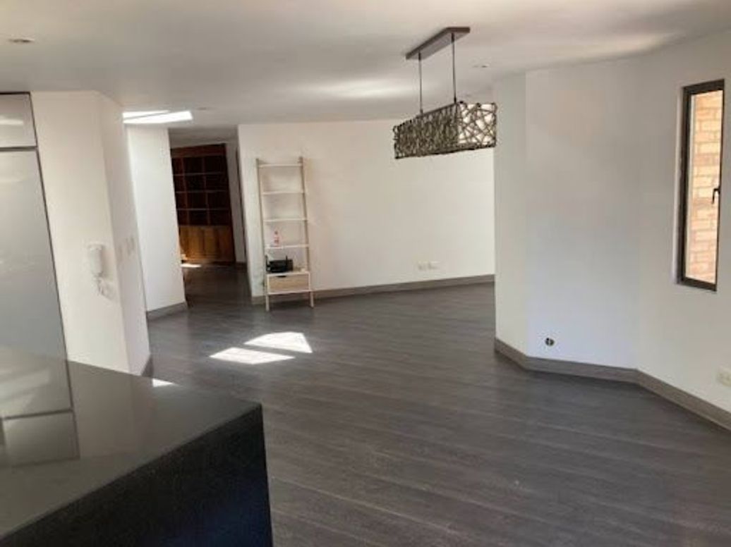 Apartamento de 3 alcobas en venta en El Nogal, Bogotá, 114 m² · foto 2 de 13