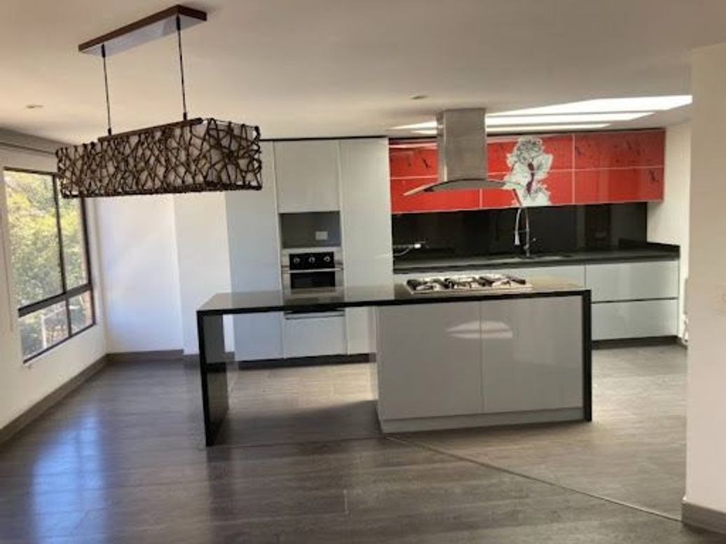 Apartamento de 3 alcobas en venta en El Nogal, Bogotá, 114 m² · foto 3 de 13