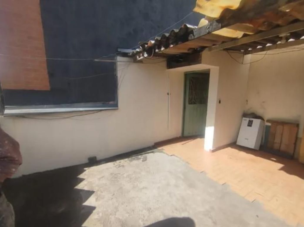 Casa de 6 alcobas en venta en El Rincon Norte, Bogotá, 197 m² · foto 3 de 10