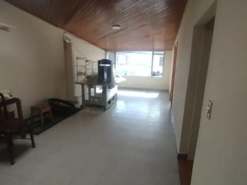 Casa de 6 alcobas en venta en El Rincon Norte, Bogotá, 197 m² · foto 6 de 10