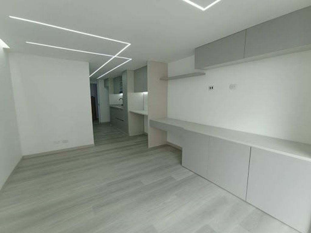 Apartamento de 1 alcoba en venta en Los Naranjos, Bogotá, 30 m² · foto 13 de 18