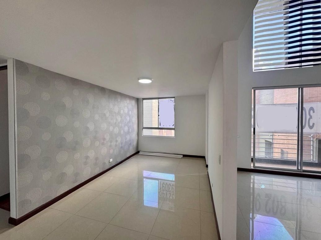 Apartamento de 4 alcobas en venta en Pradera Norte, Bogotá · foto 5 de 18