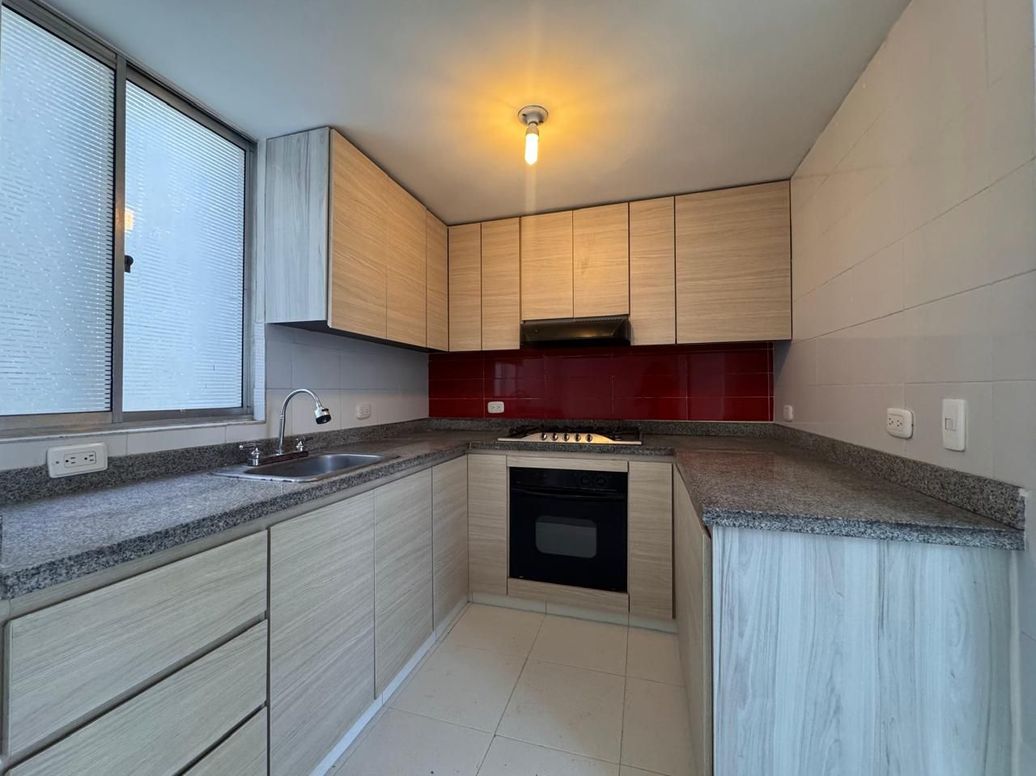 Apartamento de 4 alcobas en venta en Pradera Norte, Bogotá · foto 4 de 18