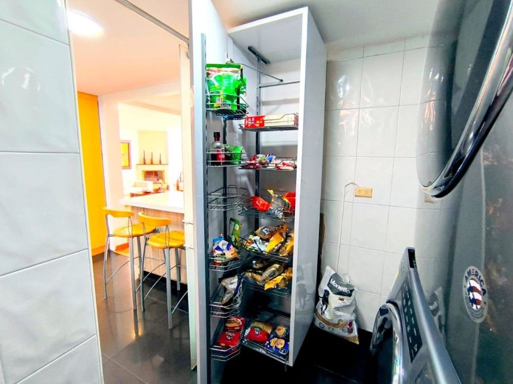 Apartamento de 4 alcobas en venta en Prados De La Calleja, Bogotá, 155 m² · foto 18 de 20