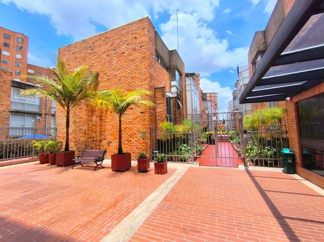 Apartamento de 4 alcobas en venta en Prados De La Calleja, Bogotá, 155 m² · foto 5 de 20